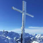 Mit Wundervollen Bergblick & E-auto Ladestation Διαμέρισμα