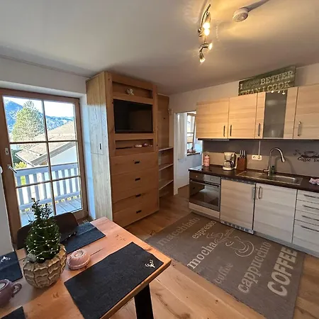 Apartman Mit Wundervollen Bergblick & E-auto Ladestation *