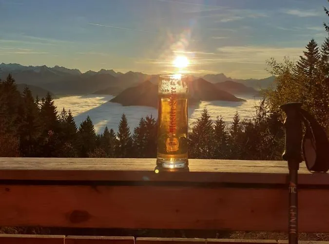 Mit Wundervollen Bergblick & E-auto Ladestation * Lenggries