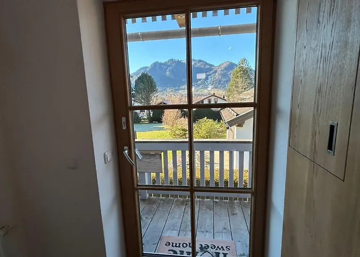 Mit Wundervollen Bergblick & E-auto Ladestation Apartman