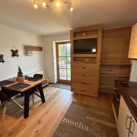 Mit Wundervollen Bergblick & E-auto Ladestation